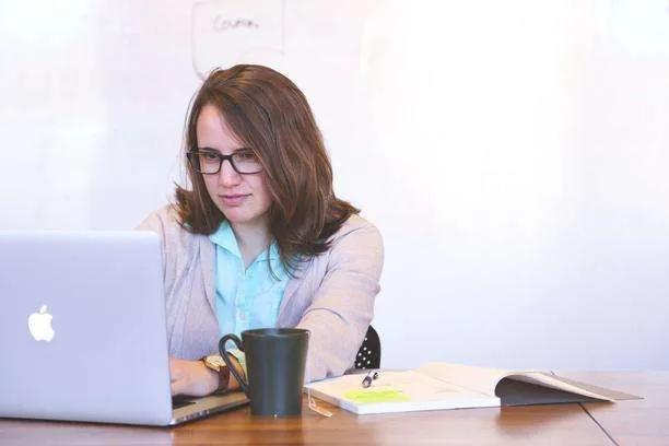 Finding Your First Job After Graduation: Top Tips for Success