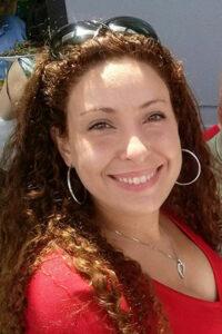 Portrait photo of Sabrina Gabriela