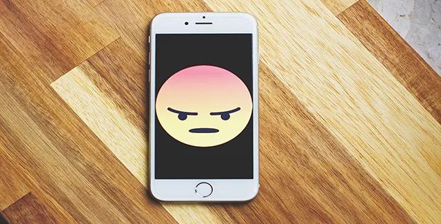 7 Things Your Boss Hates About You - Career FAQs