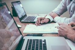 7 Questions to Ask Yourself Before Changing Careers