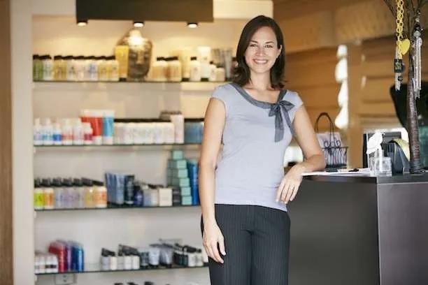 Breaking Into The Business of Beauty: 7 Tips for Making It On Your Own