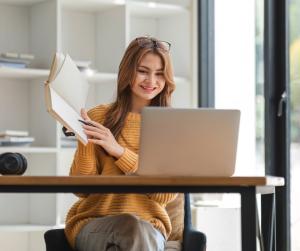 How to Stay Motivated When Studying Online