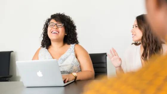 Small Talk Tips That’ll Make Your Interviewer Instantly Warm To You