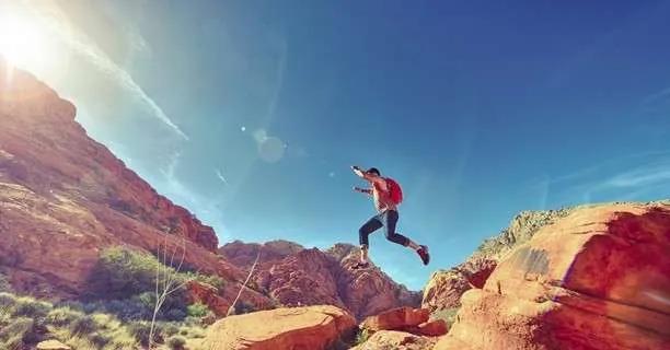 Job Interview Question And Answer: Would Your Current Boss Describe You As The Type Of Person Who Goes That Extra Mile?