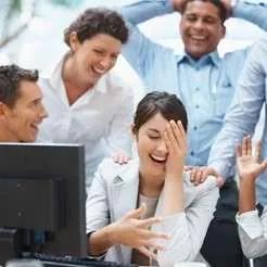 Australians are busy social networkers … at work