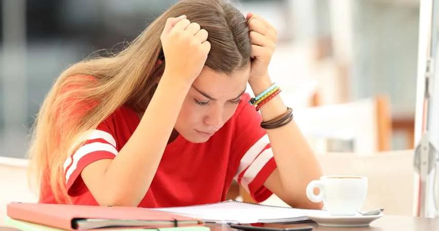 Australians are stressed and overworked