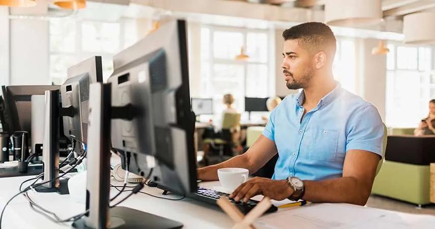 Job interview question and answer: How would you go about learning to use new software or programs?